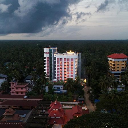 The Habitat Suites Guruvāyūr Exteriér fotografie