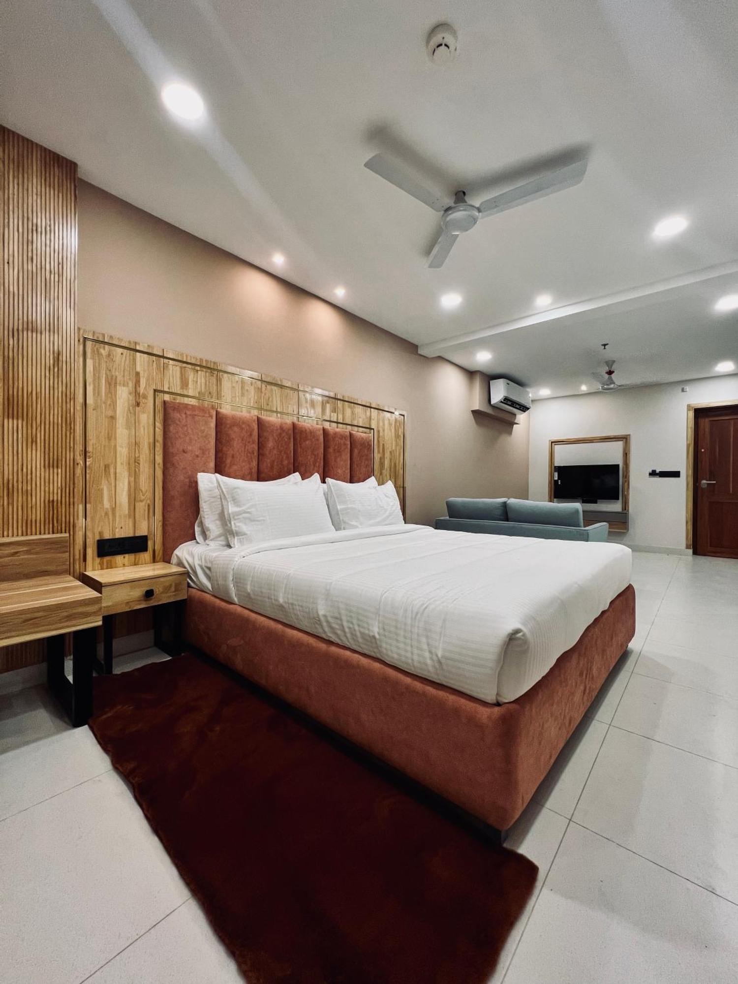 The Habitat Suites Guruvāyūr Exteriér fotografie