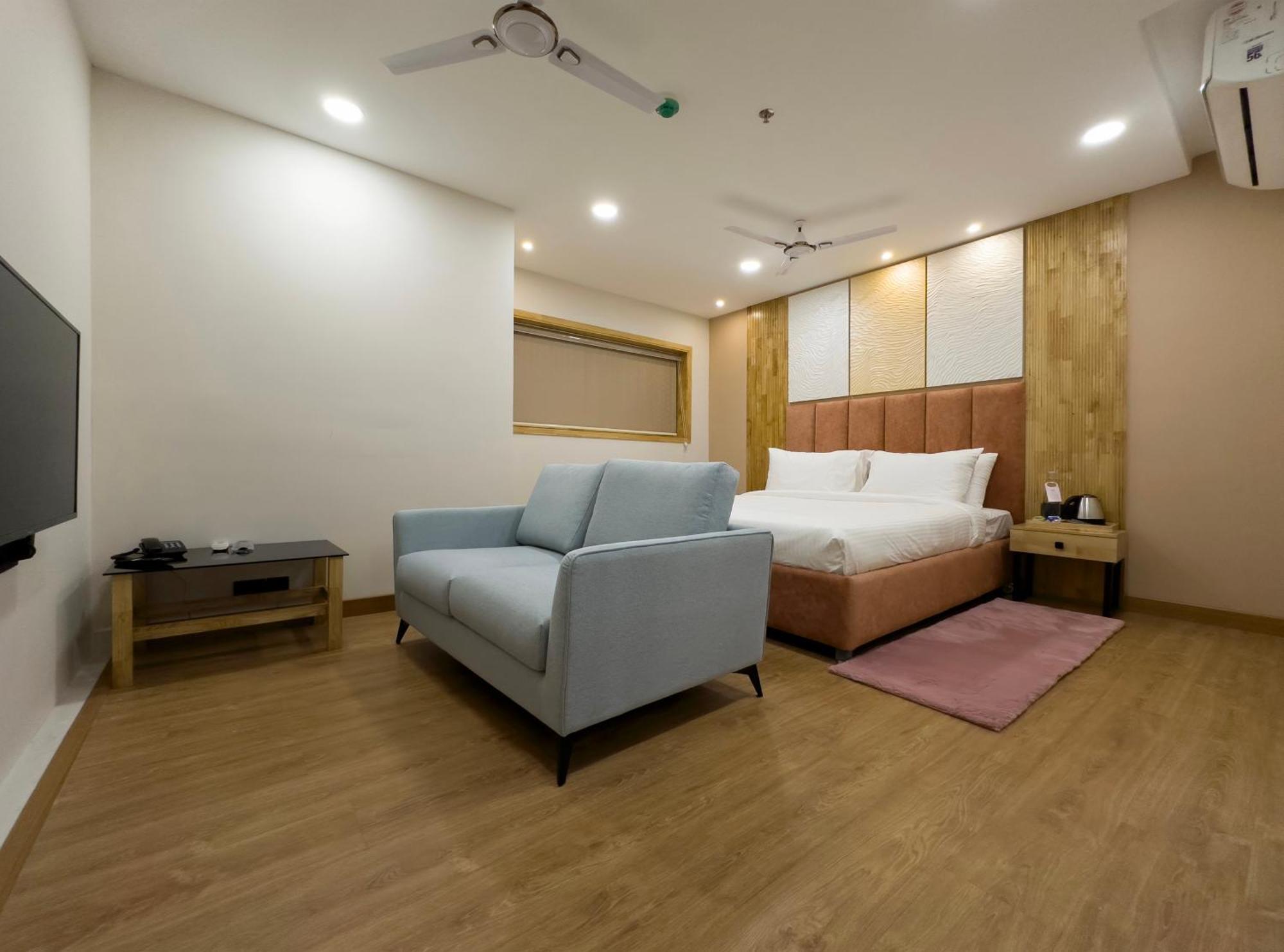 The Habitat Suites Guruvāyūr Exteriér fotografie